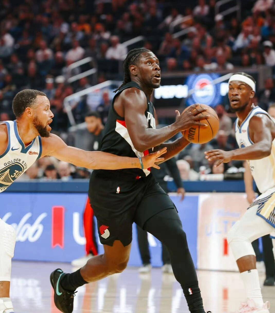 关于国际比赛日金州勇士调整名单以备NBA总决赛；远射贴柱环节打磨；球迷炸锅；医务组通报恢复的信息