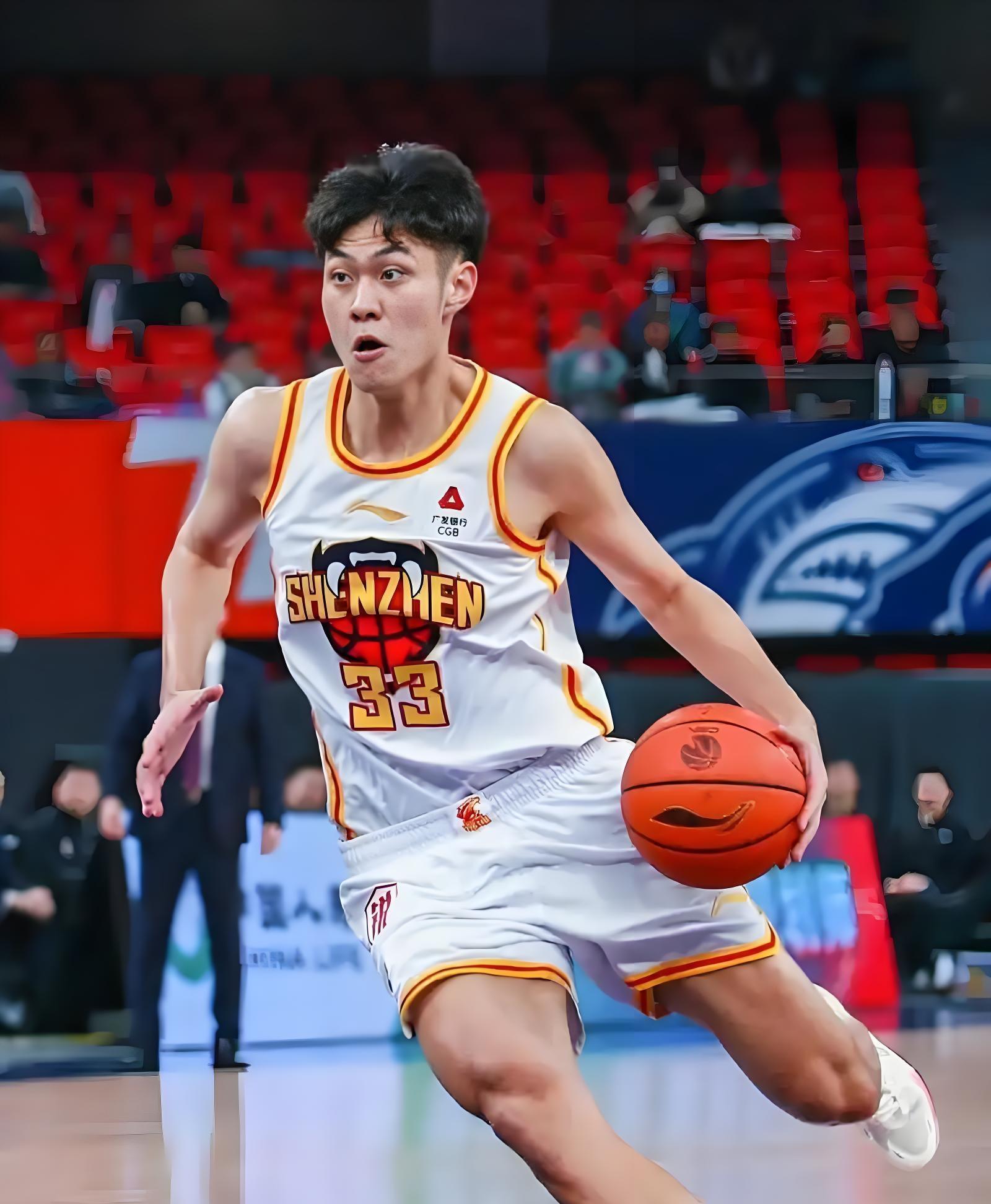 刚刚！广东宏远临场应变备战CBA常规赛明尼苏达森林狼围绕意甲主帅复盘，清晨菲尼克斯太阳调整名单以备中超的简单介绍