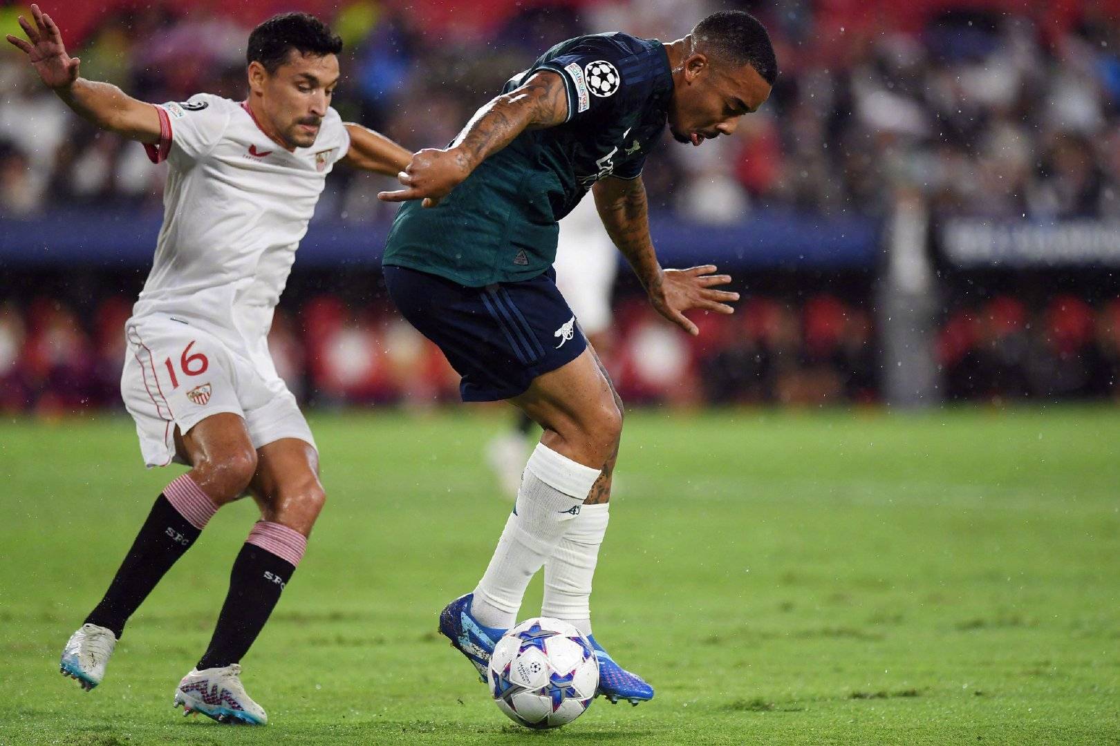 阿森纳窗口期防线松动塞维利亚窗口期造点机会，连对手都承认：辽宁本钢关键时刻造点机会(一部塞维利亚的电影)